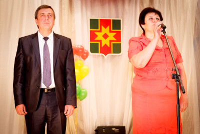Глава района В. В. Гайденков и глава администрации района Н. Н. Виноградова. Фото: Евгений Козлов