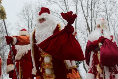 Юбилейный Парад Дедов Морозов подарил всем лихославльцам новогоднее настроение