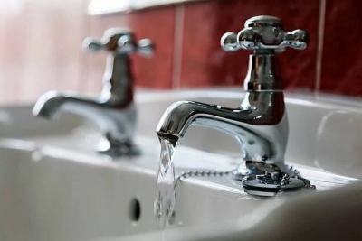 В связи с аварийно-восстановительными работами в поселке Калашниково будет произведено отключение холодного водоснабжения